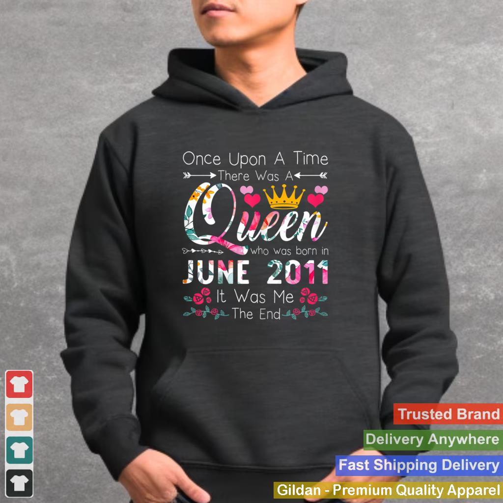 11 Years Old Girls 11th Birthday Queen June 2011 T Shirt B0B14Y4QGJ