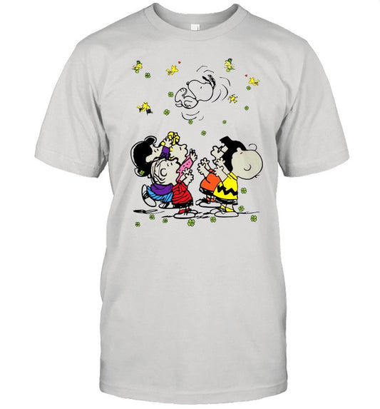 The Snoopy Woodstock And Friends Playing In Vacation 2021 shirt