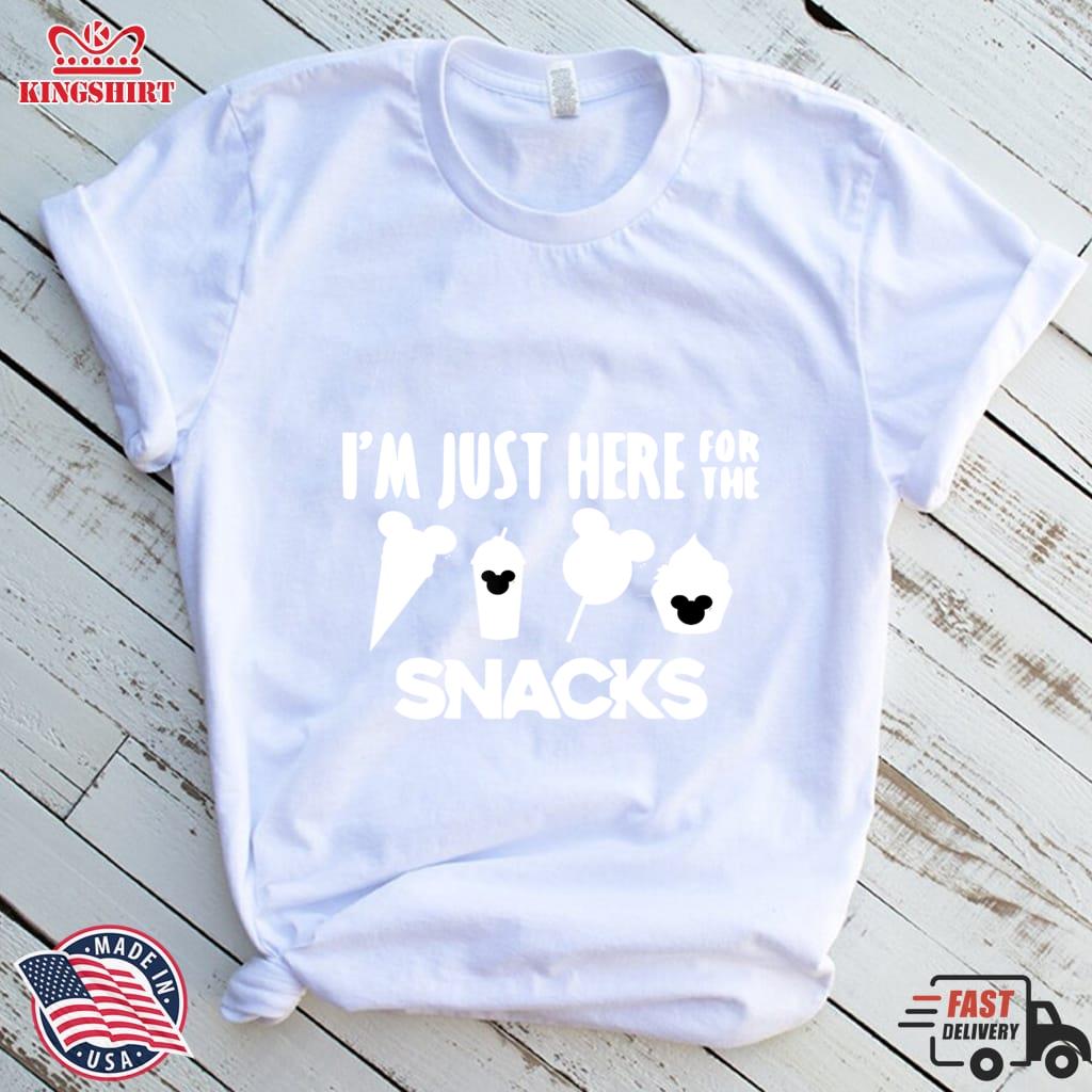 I'm Here For The Snacks Family Vacation Pullover Sweatshirt