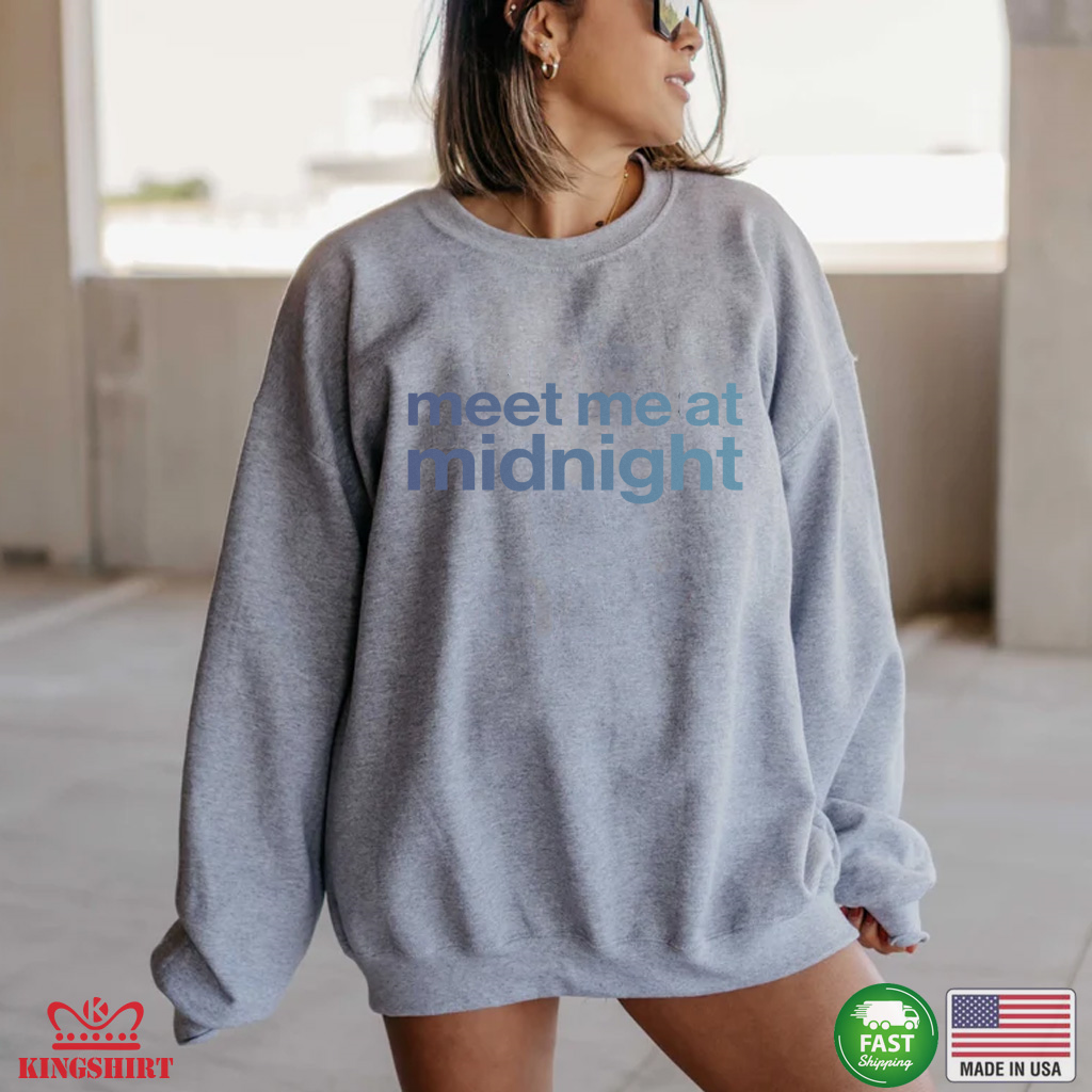 &Quot;Meet Me At Midnight&Quot; (Taylor Swift's Midnights) Lightweight Sweatshirt