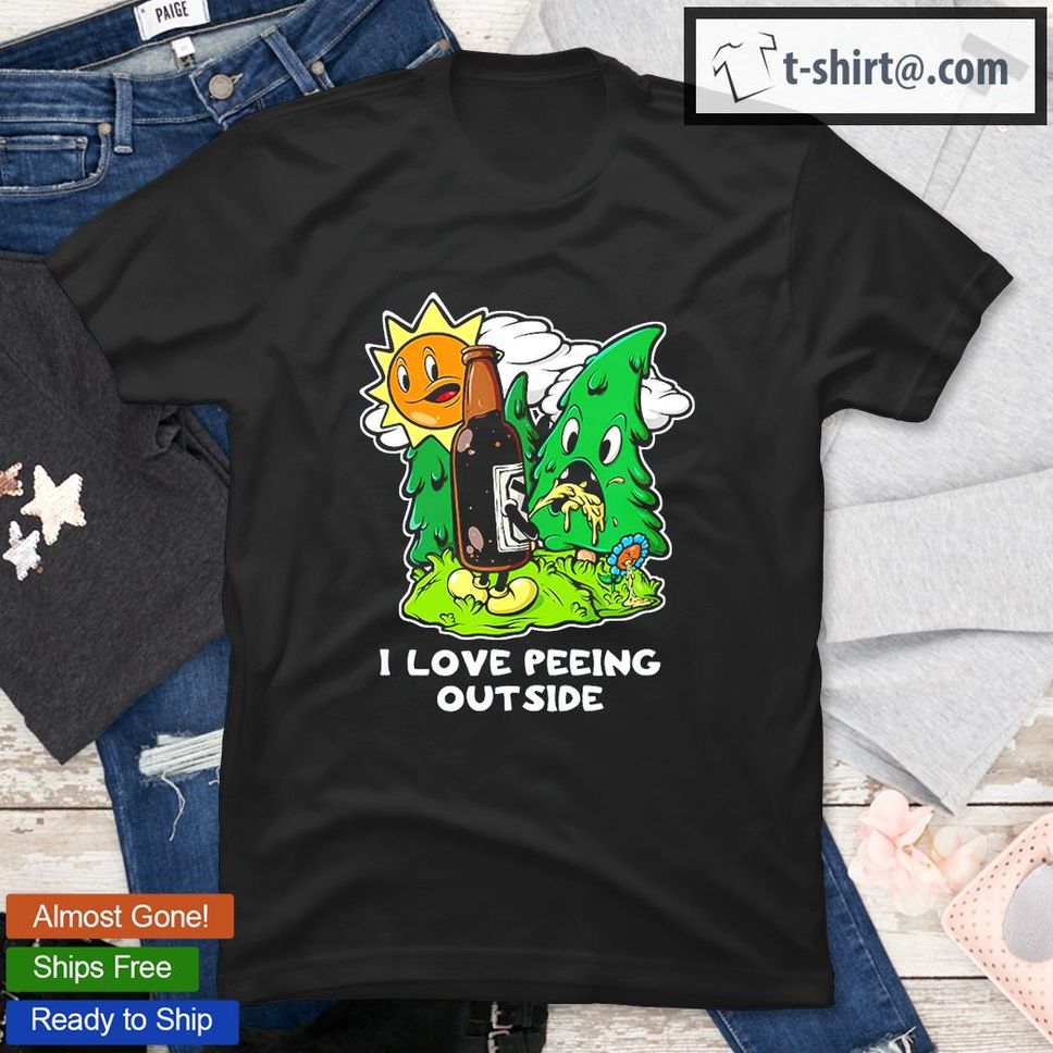 I Love Peeing Outside Retro Camping Drinking Hiking T Shirt