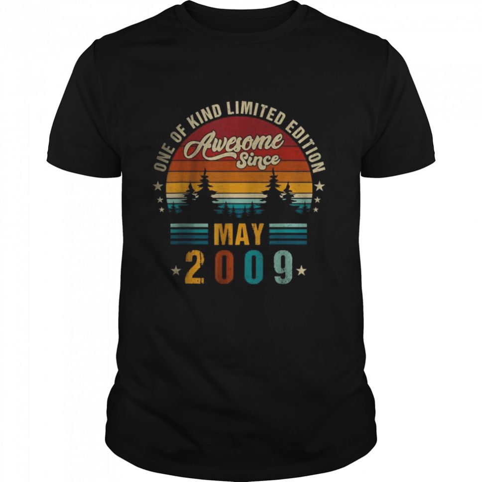 Vintage 13th Birthday Awesome Since May 2009 Epic Legend T Shirt