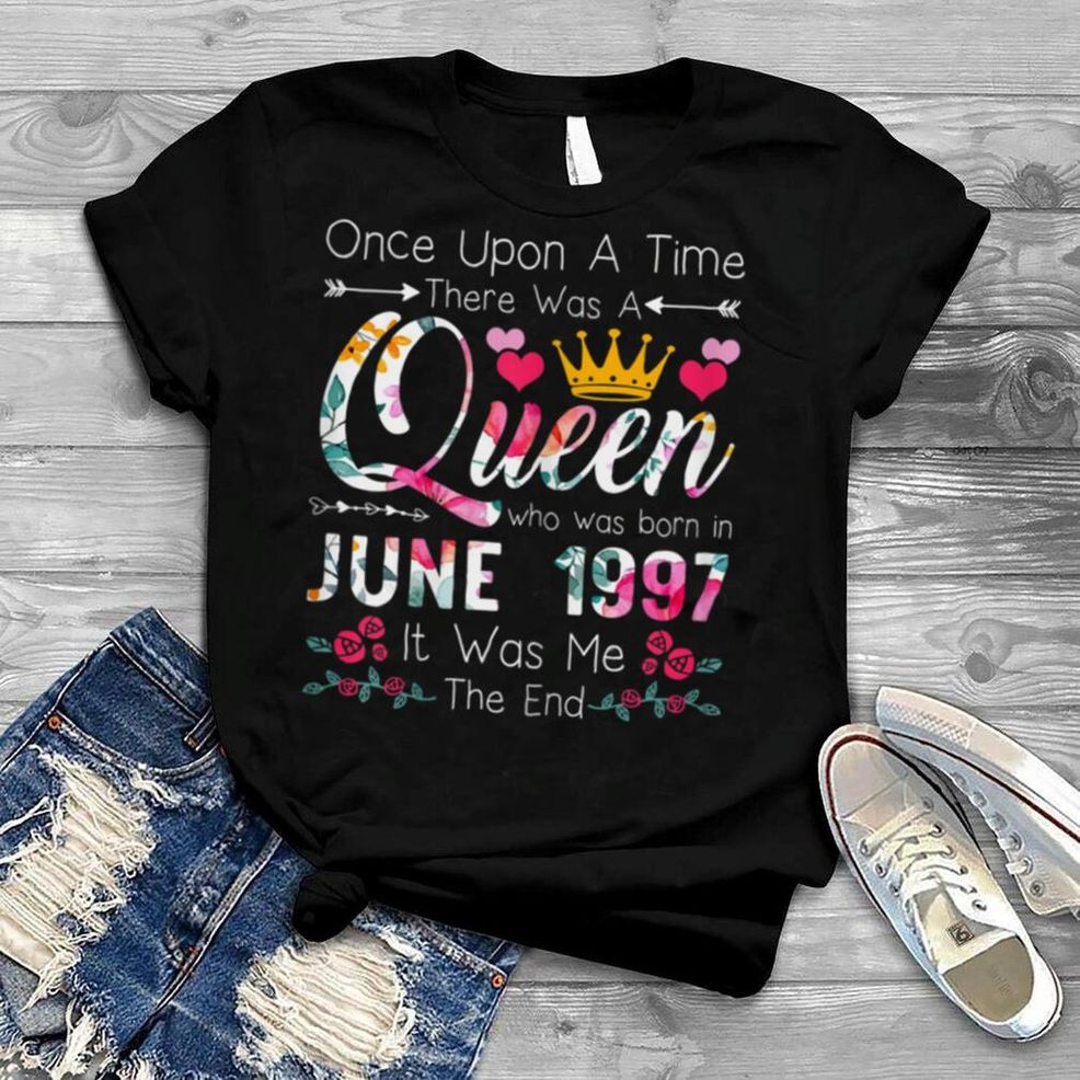 25 Years Old Girls 25th Birthday Queen June 1997 T Shirt B0B14XBRML