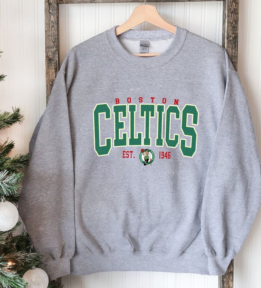 80s Vintage Design Boston Celtics Est 1946 Basketball Unisex Sweatshirt