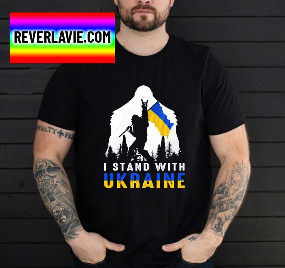Bigfoot Stand With Ukraine Classic T Shirt