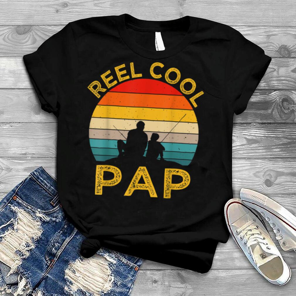 Mens Reel Cool PAP Fishing Daddy Vintage Grandpa Fathers Day T Shirt