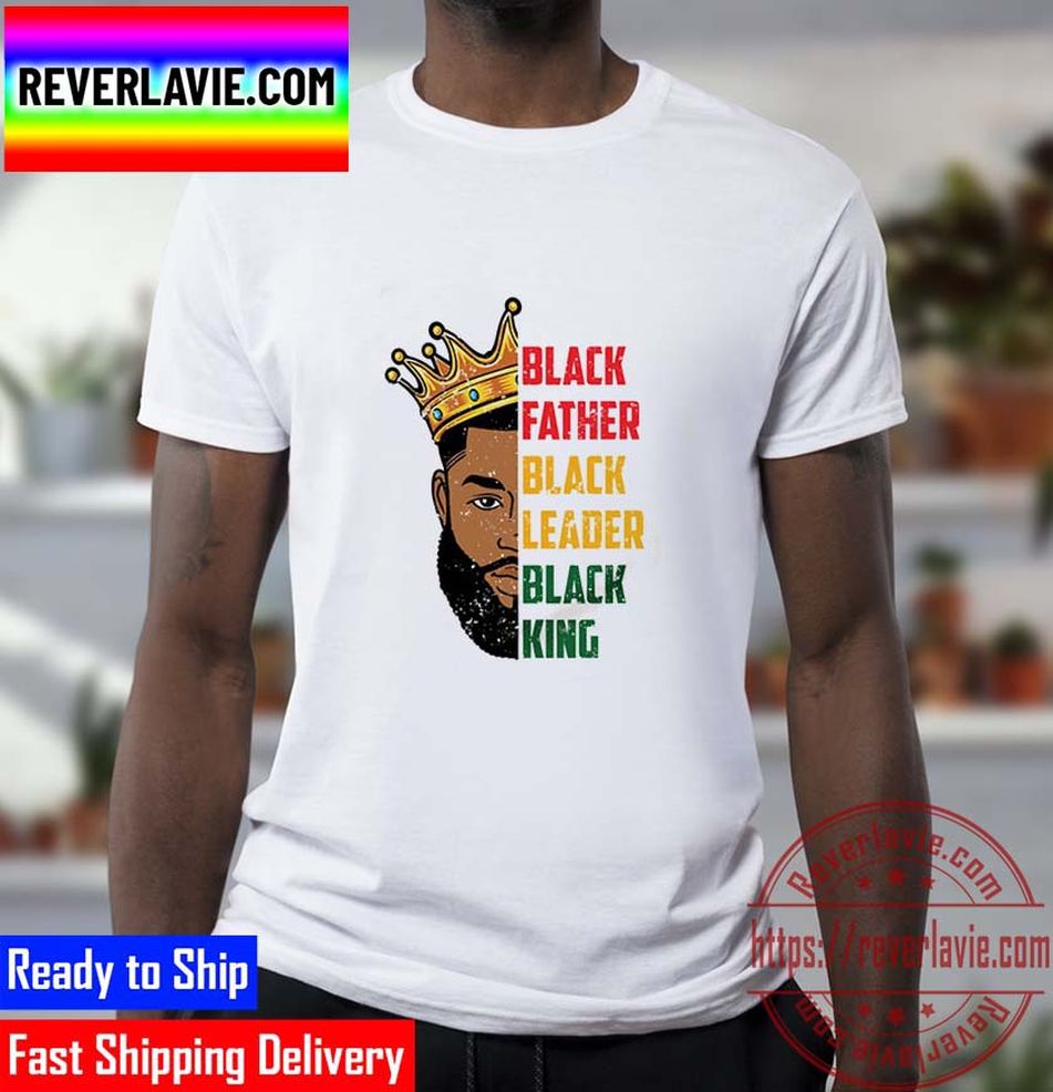 Mens Strong Black King African American Natural Afro Classic T Shirt