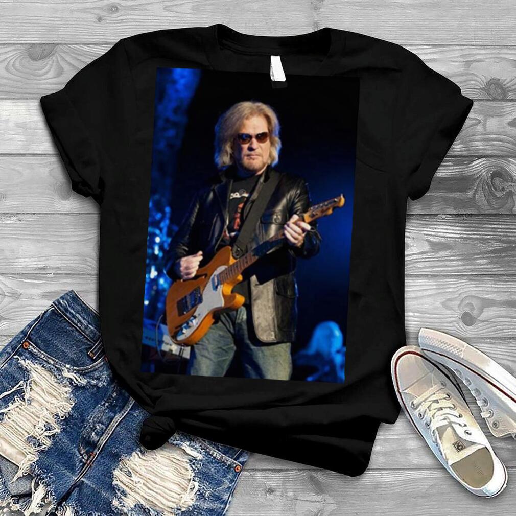 Middle of the Road Daryl Hall   Men’s Soft & Comfortable T Shirt