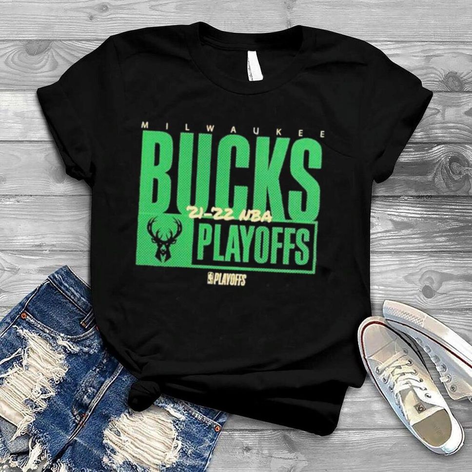 Milwaukee Bucks Fanatics Branded 2022 NBA Playoffs Dunk Shirt