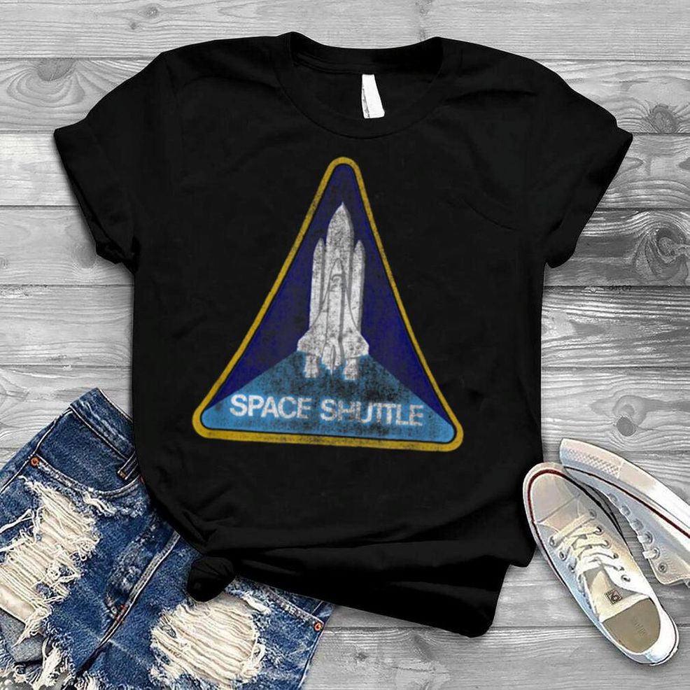 NASA Space Shuttle Badge Distressed T Shirt B07P9RNK28