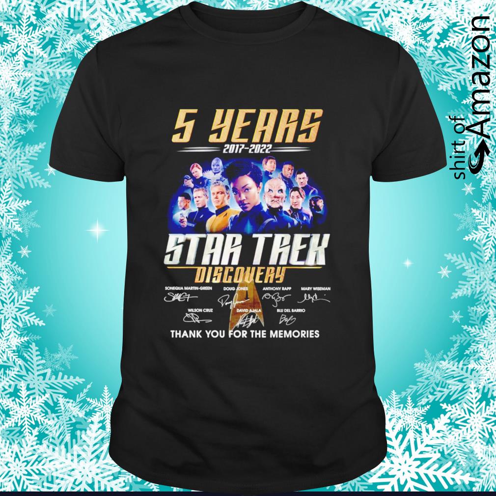 Awesome Star Trek5 Discovery Years 1017-2022 signature t-shirt