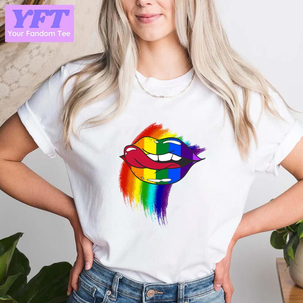 Lbgt Tag Symbol Rainbow Regenbogen Kussmund Pride Month Lgbtq+ Support Unisex T-Shirt