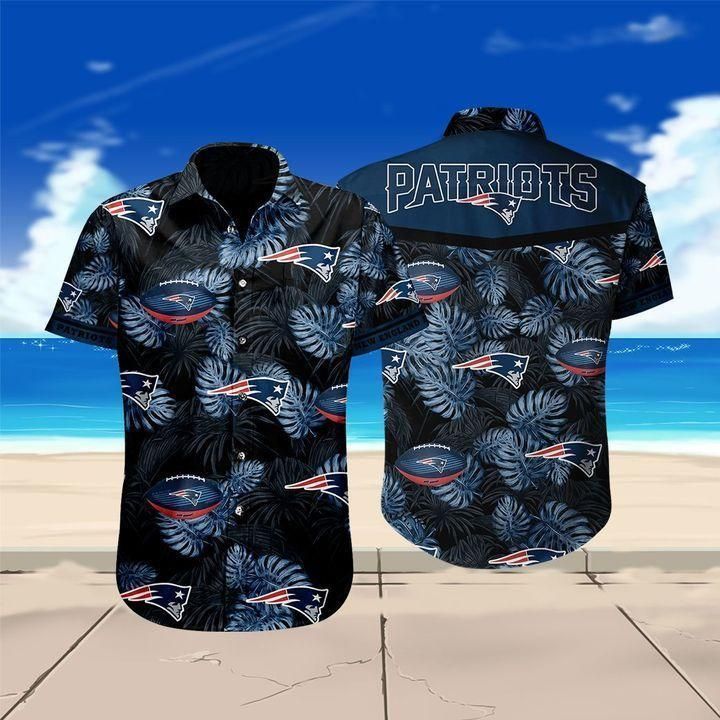New England Patriots Football Hawaiian Shirt Summer Button Up Shirt For Men Beach Wear Short Sleeve Hawaii Shirt
