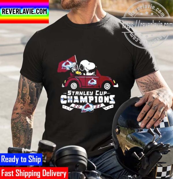 Snoopy And Woodstock Riding Car Colorado Avalanche NHL 2022 Stanley Cup Champions Unisex T-Shirt