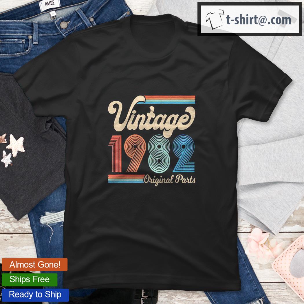 39Th Birthday Graphic Tee Born In 1982 Shirts Vintage Theme shirt