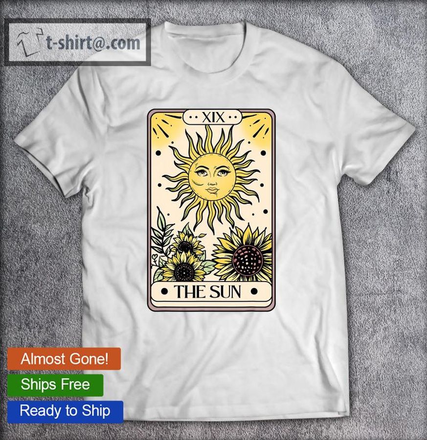 Awesome sun Tarot Card Magic Art Sunflower Boho Design Wildflower T-shirt