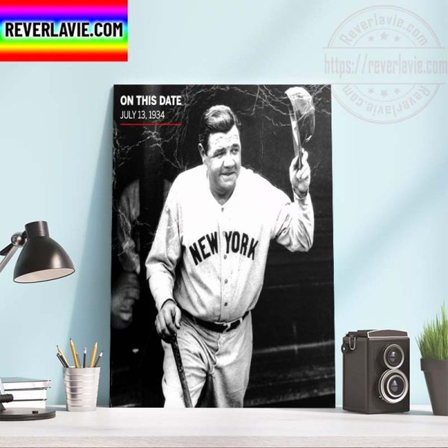 Babe Ruth The First Player MLB History Hit 700 Home Runs Home Decor Poster Canvas