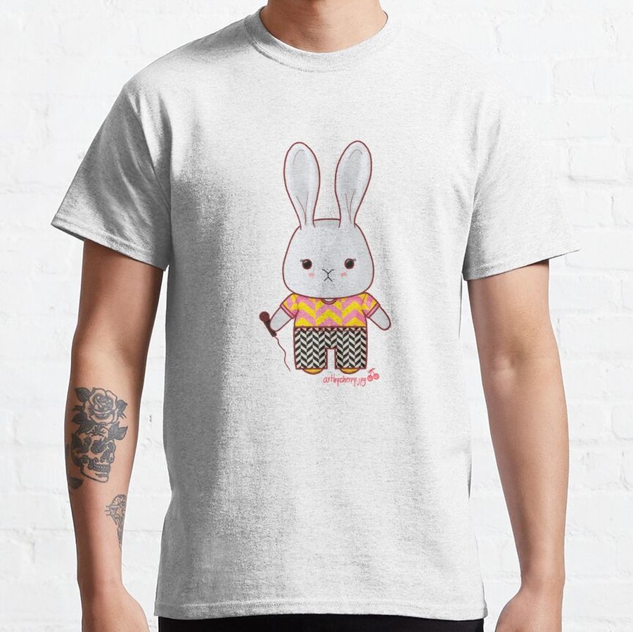 Bunny on tour; Antwerp. 2022 Classic T-Shirt