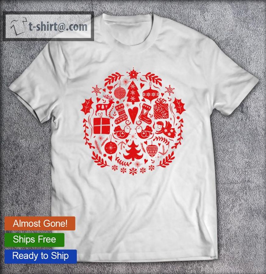 Christmas Nordic Red Wreath Design – On White Classic T-shirt
