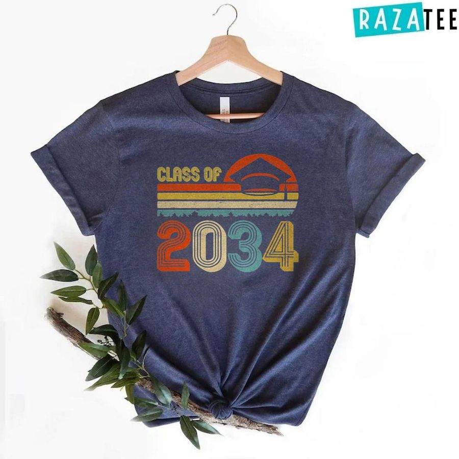 Class Of 2034 Grow With Me Pre-K Graduate Vintage Retro T-Shirt