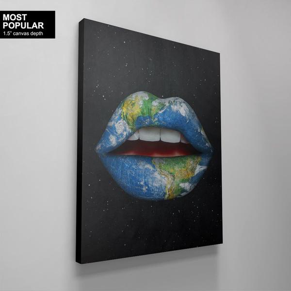 Earth lips Graffiti Canvas