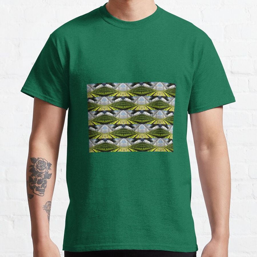 Mirrored greens Classic T-Shirt
