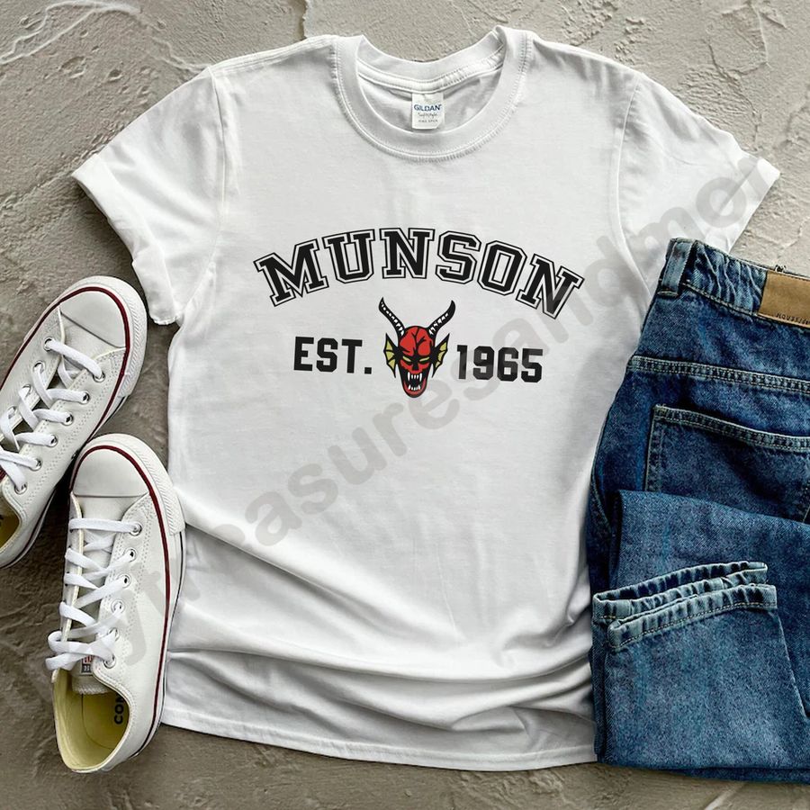 Munson Face Est 1965 Eddie Munson Unisex T-Shirt