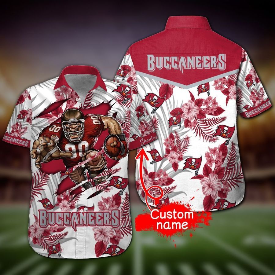 NFL Tampa Bay Buccaneers Gift For Fan Personalized Hawaiian Graphic Print Short Sleeve Hawaiian Shirt H97
