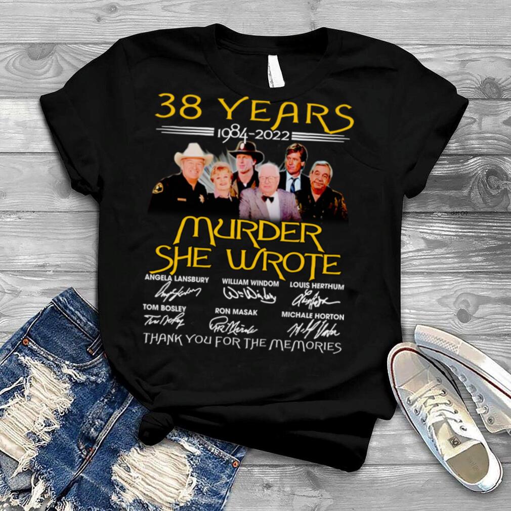 Nice murder She Wrote 38 years thank you for the memories signatures shirt