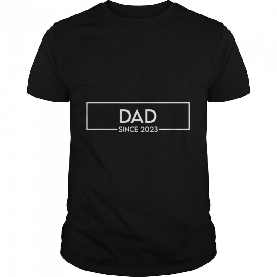 Promoted To Dad Est 2023 T-Shirt B0B7F12S4Y
