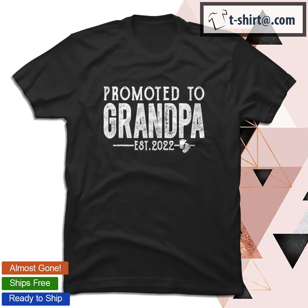 Promoted To Grandpa Est 2022 Father’s Day For New Grandpa T-shirt