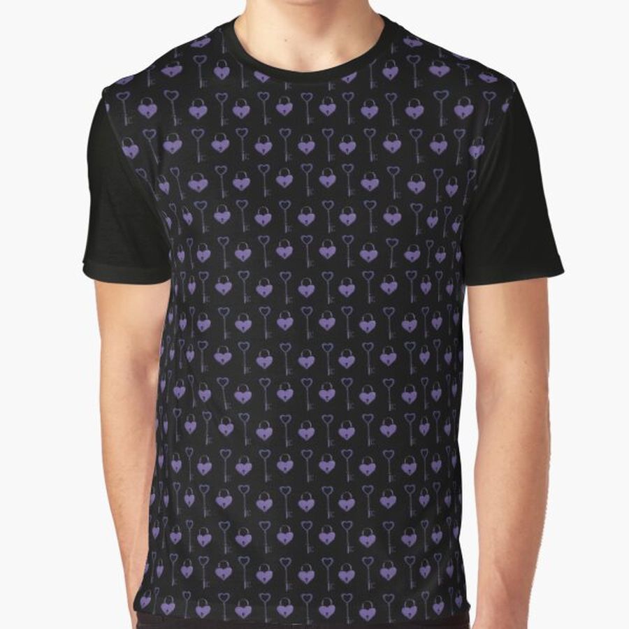 Purple Vintage Heart-Shaped Lock and Key pattern - black background  Graphic T-Shirt