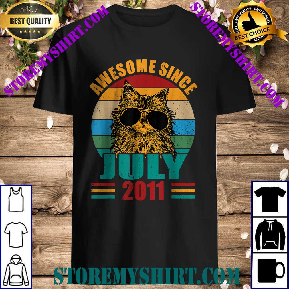 Retro Awesome Since July 2011 cat T-Shirt