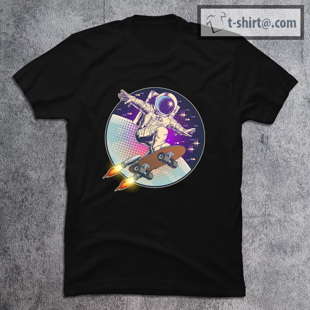Retro rocket skateboarding space astronaut shirt