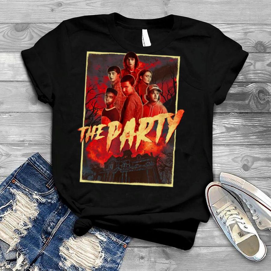 Stranger Things 4 Group Shot The Party Poster T Shirt