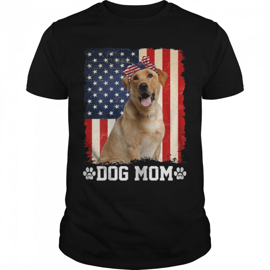 Womens Cool Labrador Dog Mom American Flag Mother’s Day T-Shirt B0B4MMT458