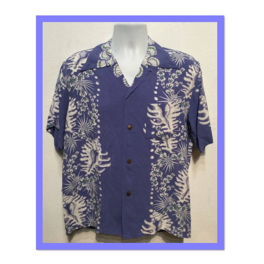 1940s vintage reproduction Hawaiian shirt by Sun Surf Size medium 15-15 12