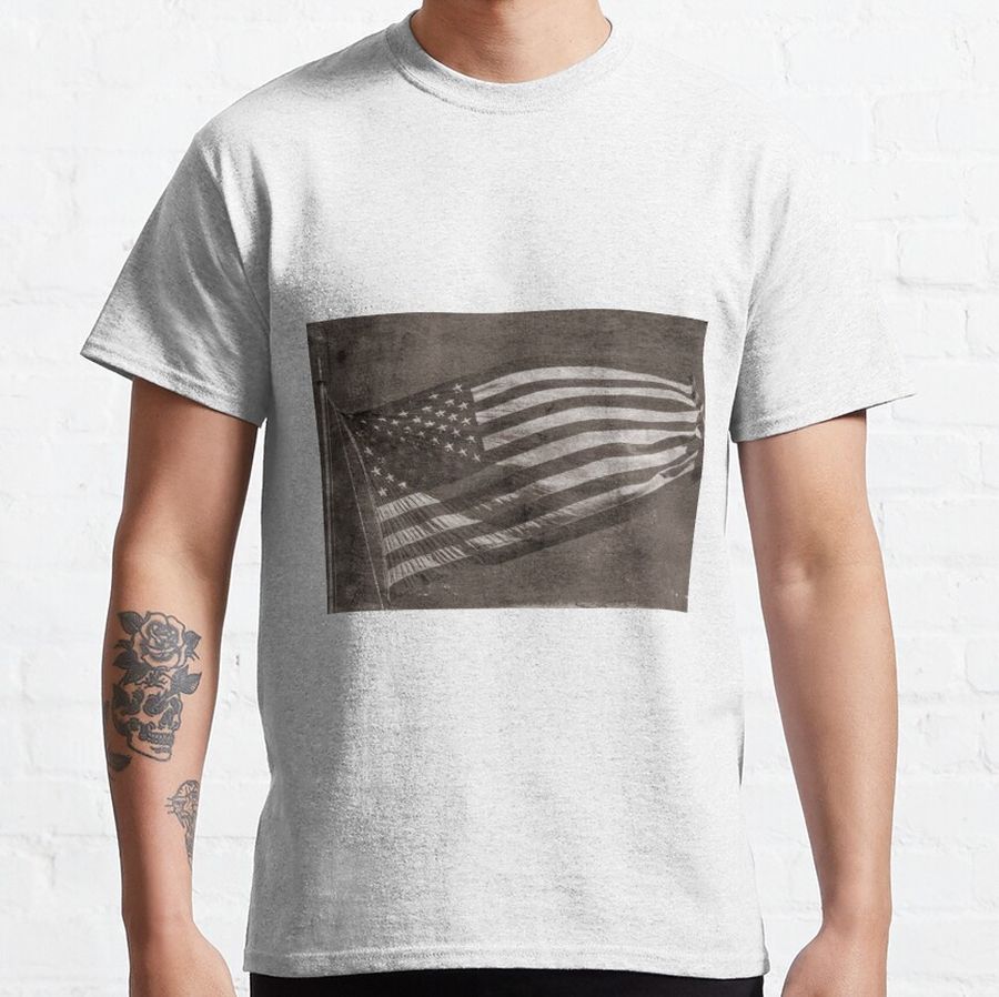 American Flag Vintage Classic T-Shirt