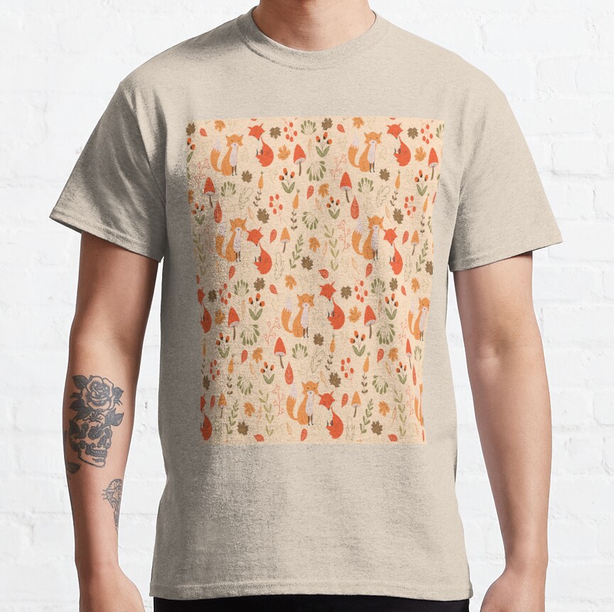Autumn Woodland Animals pattern Classic T-Shirt