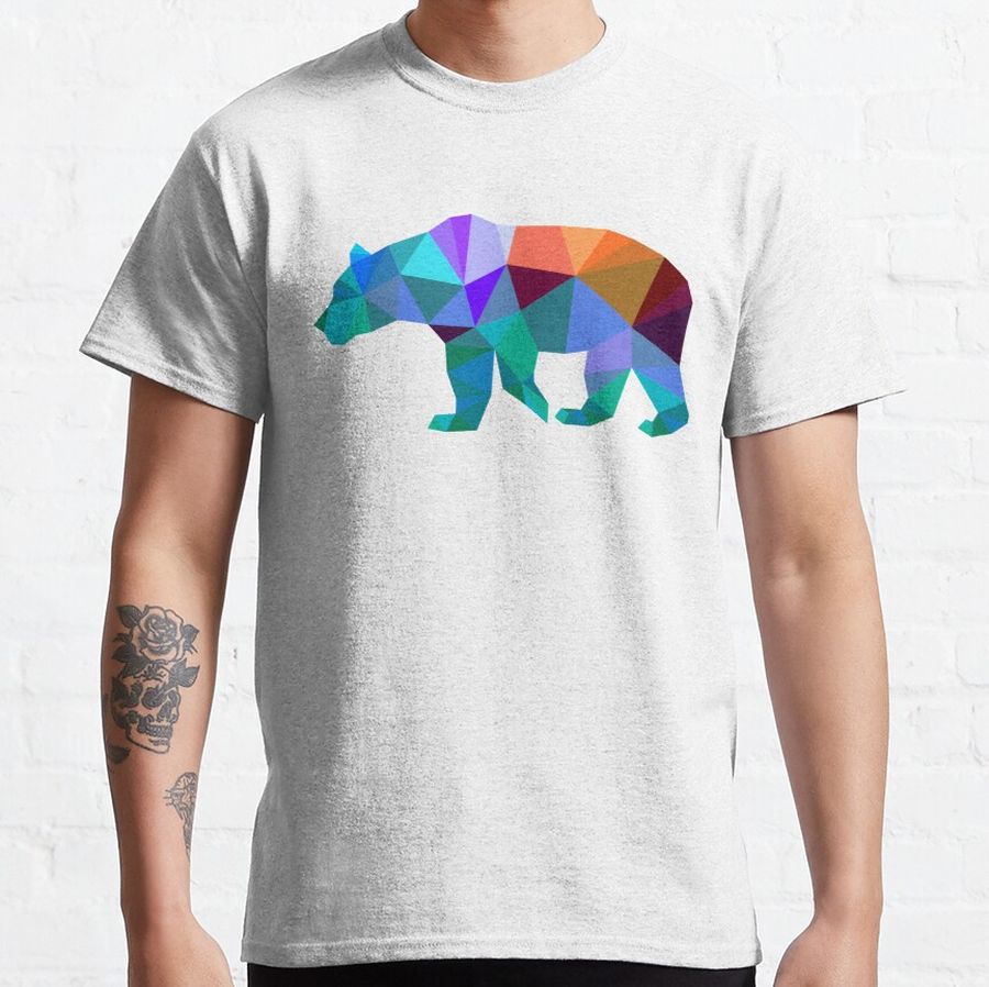 Bear walking art Classic T-Shirt