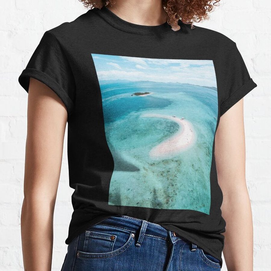 beautiful blue ocean view Classic T-Shirt