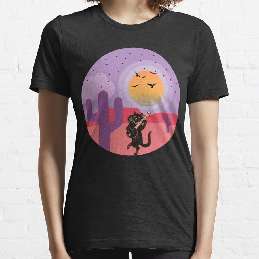 cat singing In the desert Essential T-Shirt