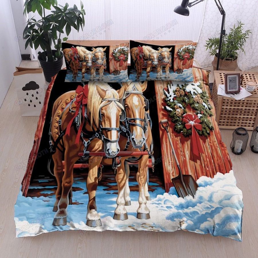 Christmas Horse in snow and Wreath Bedding Set