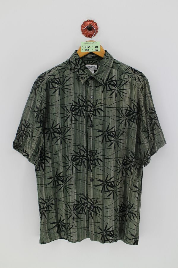 Claiborne RAYON BAMBOO Hawaiian Rayon Medium Vintage 90s Bamboo Green Tropical Aloha Hawaii Surf Style Wear Shirt Size M