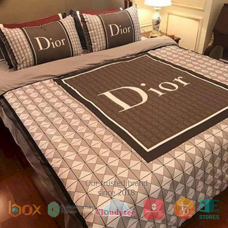 Dior Brown-White Bedding Set – LIMITED EDITION