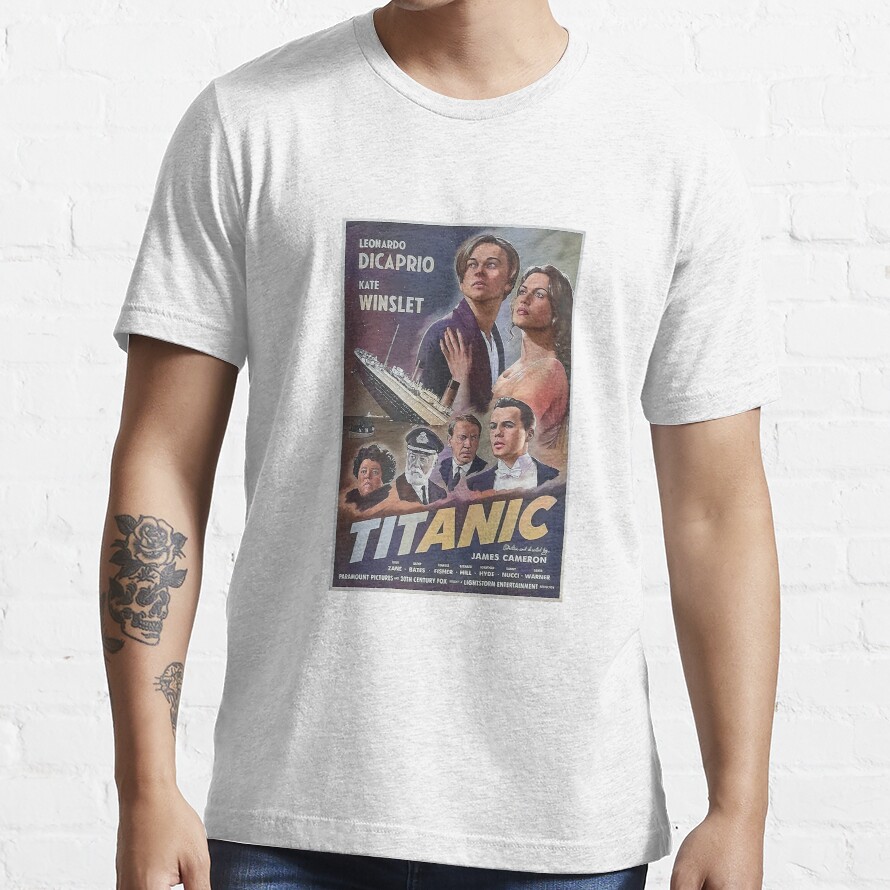 fact the titanic Essential T-Shirt