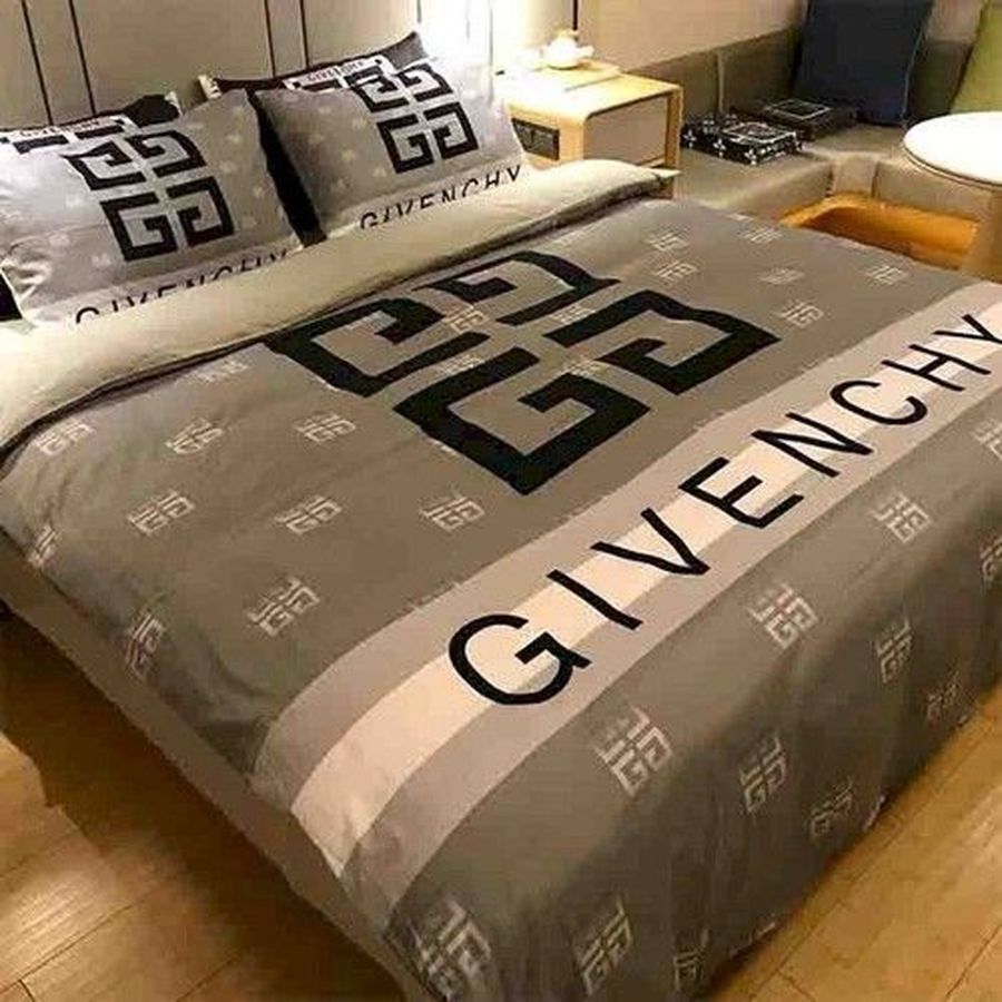 Givenchy 01 Bedding Sets Duvet Cover Bedroom Luxury Brand Bedding Customized Bedroom