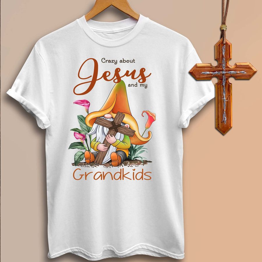 Gnomes Hug God's Cross – Crazy about jesus and my grandkids