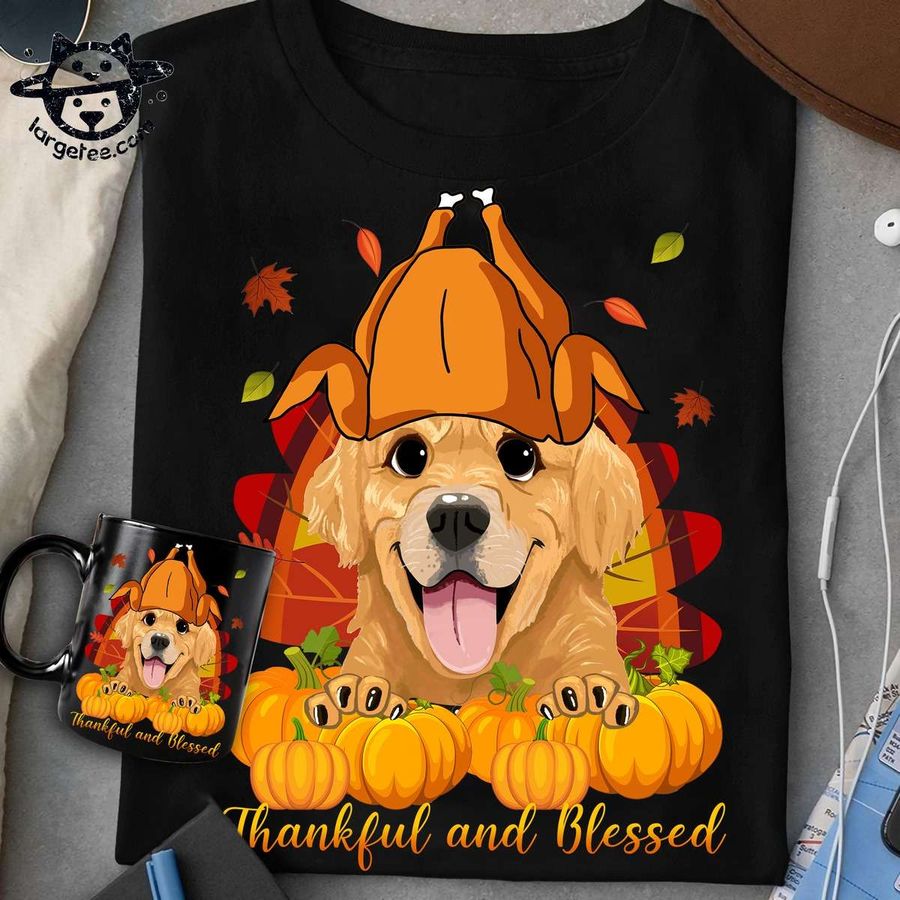 Golden Retriever Pumpkin – Thankful and blessed