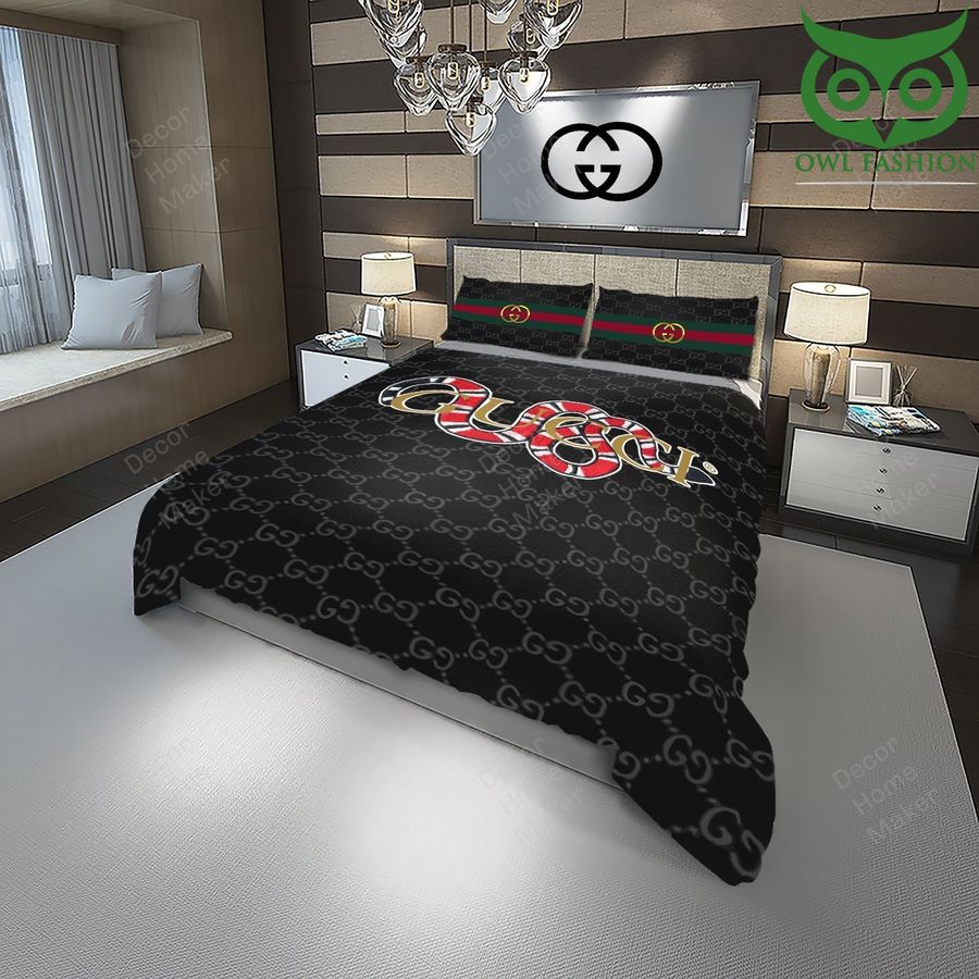 Gucci red snake black logo bedding set